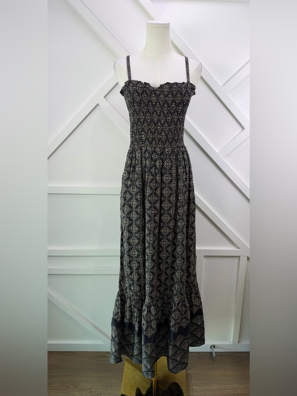 NWT Michael Stars Alejandra Smocked Maxi Dress In Black Combo Size Medium - Picture 2 of 12